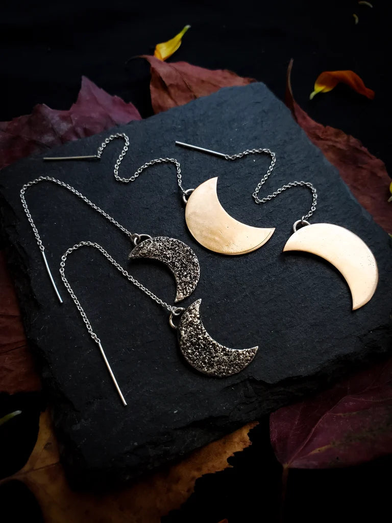 Moon Threaders