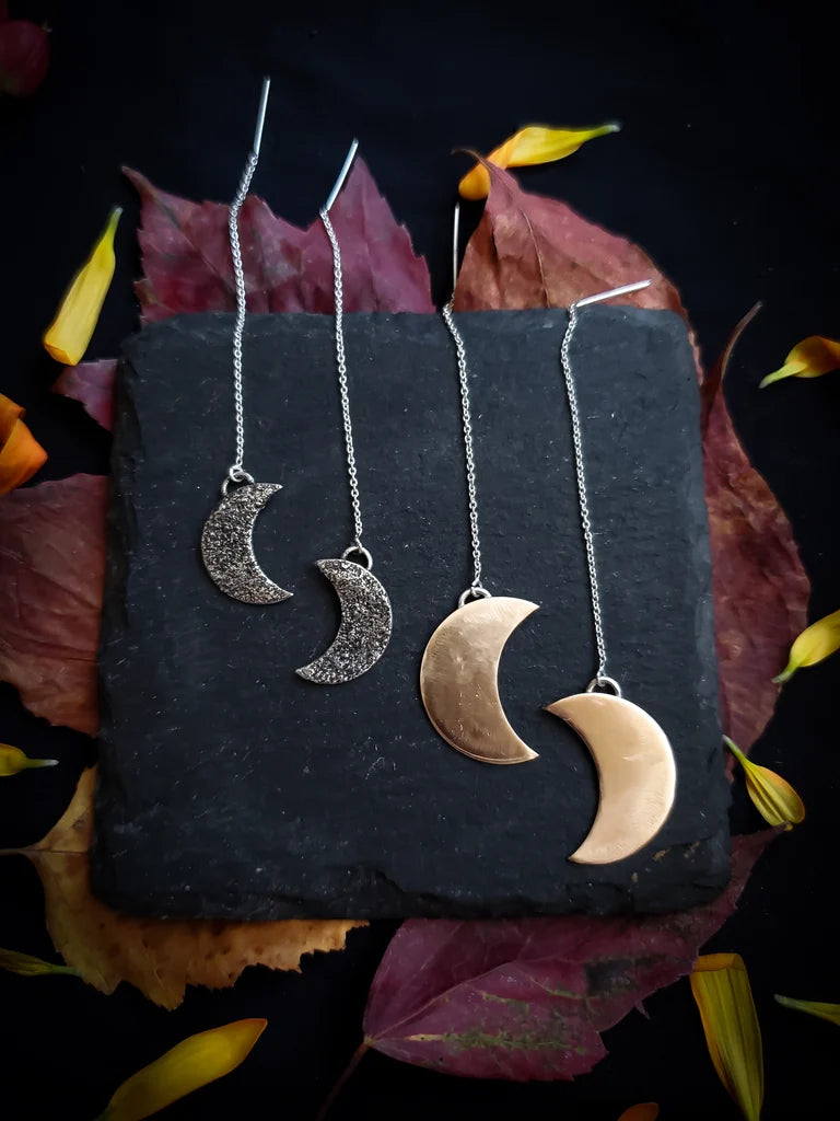 Moon Threaders